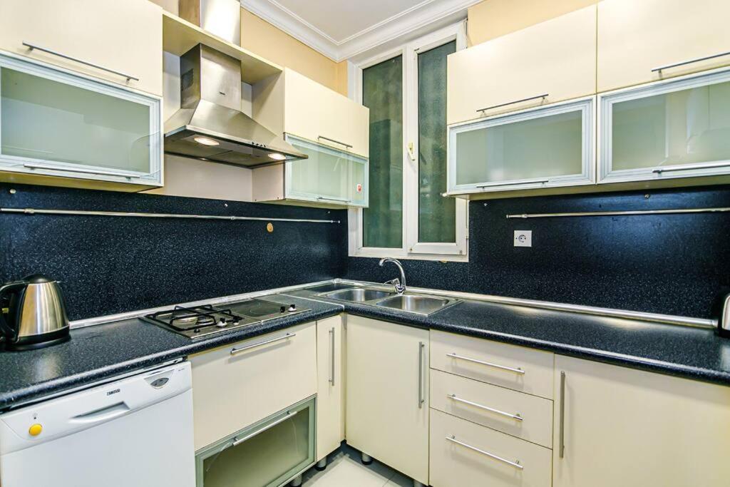Apartment Azneft Meydani Baku Zewnętrze zdjęcie