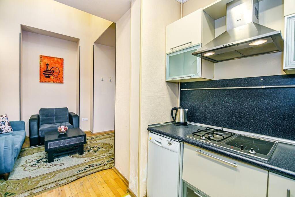 Apartment Azneft Meydani Baku Zewnętrze zdjęcie